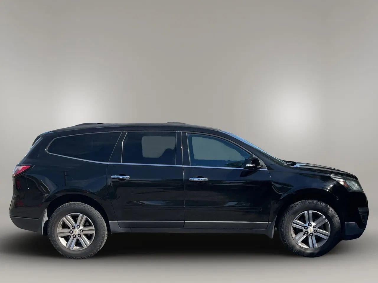 Used 2016 Chevrolet Traverse LT image 4