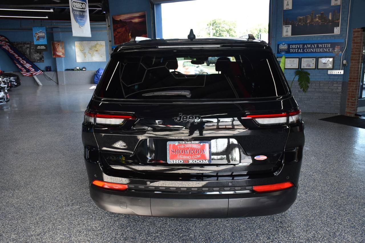 Used 2024 Jeep Grand Cherokee L Laredo AWD/4WD image 5