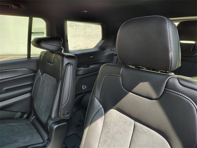 New 2025 Jeep Grand Cherokee L Altitude image 29