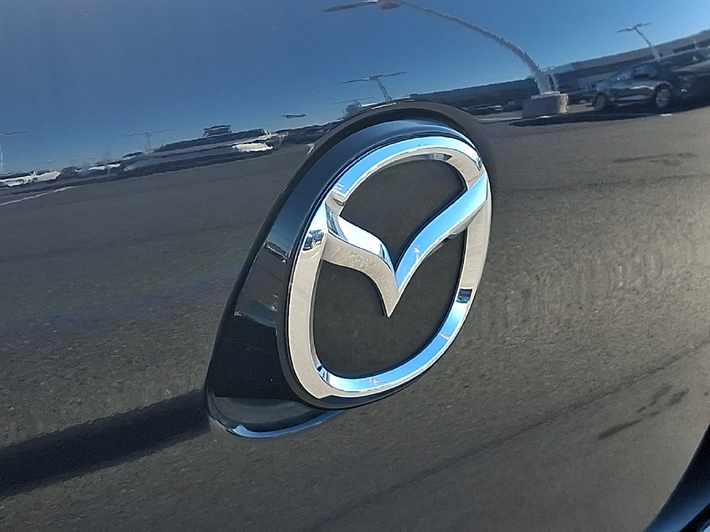 Used 2024 MAZDA MAZDA3 s FWD image 29