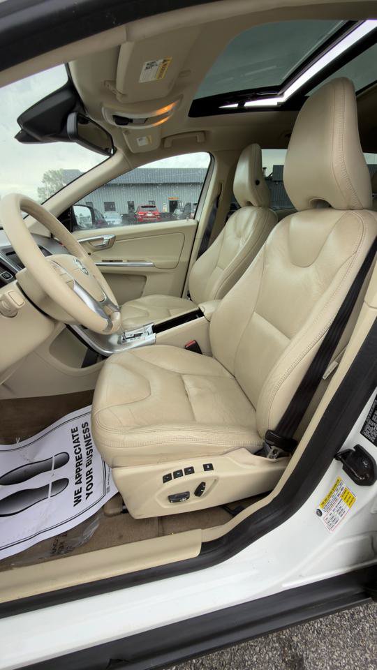 Used 2012 Volvo XC60 3.2 AWD/4WD image 18