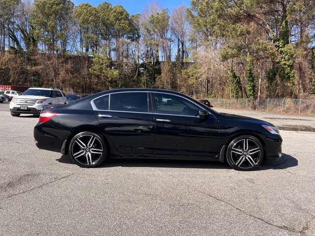 Used 2016 Honda Accord Touring image 6
