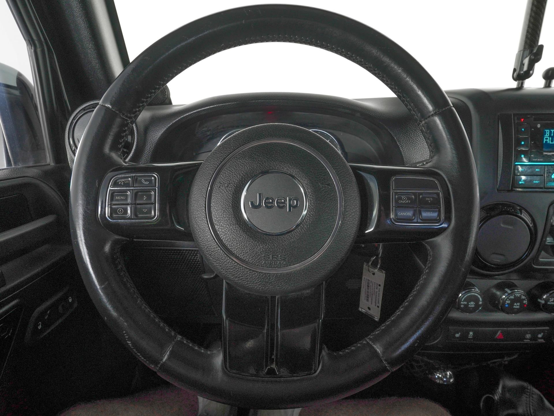 Used 2014 Jeep Wrangler Unlimited Sahara image 16