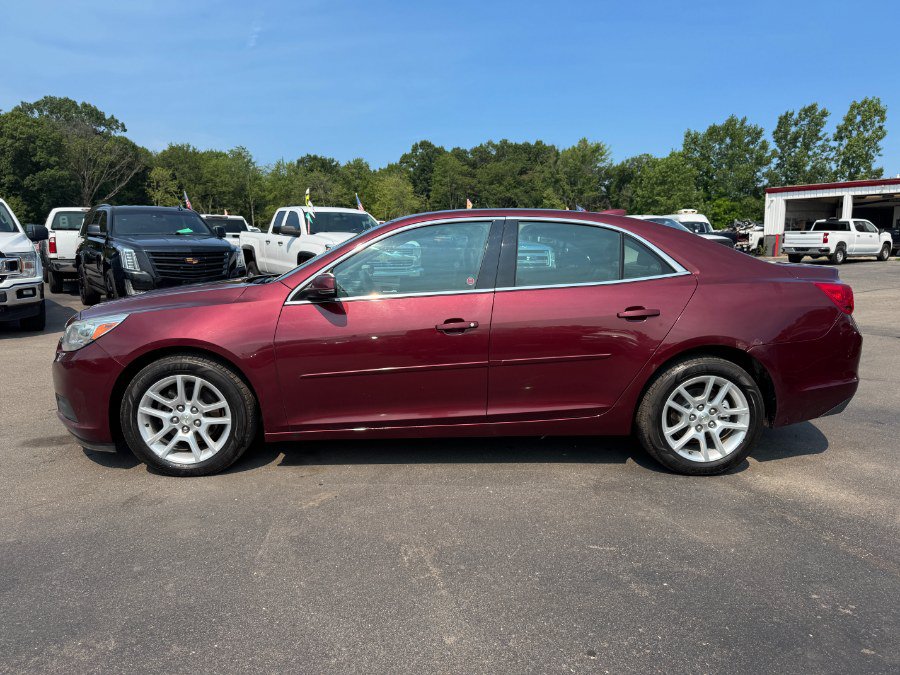Used 2015 Chevrolet Malibu LT FWD image 2