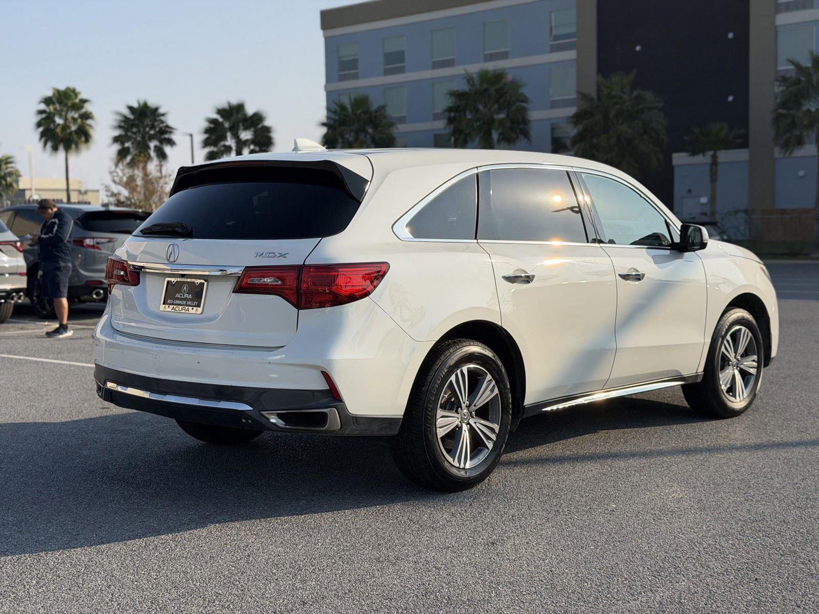 Used 2019 Acura MDX FWD image 17