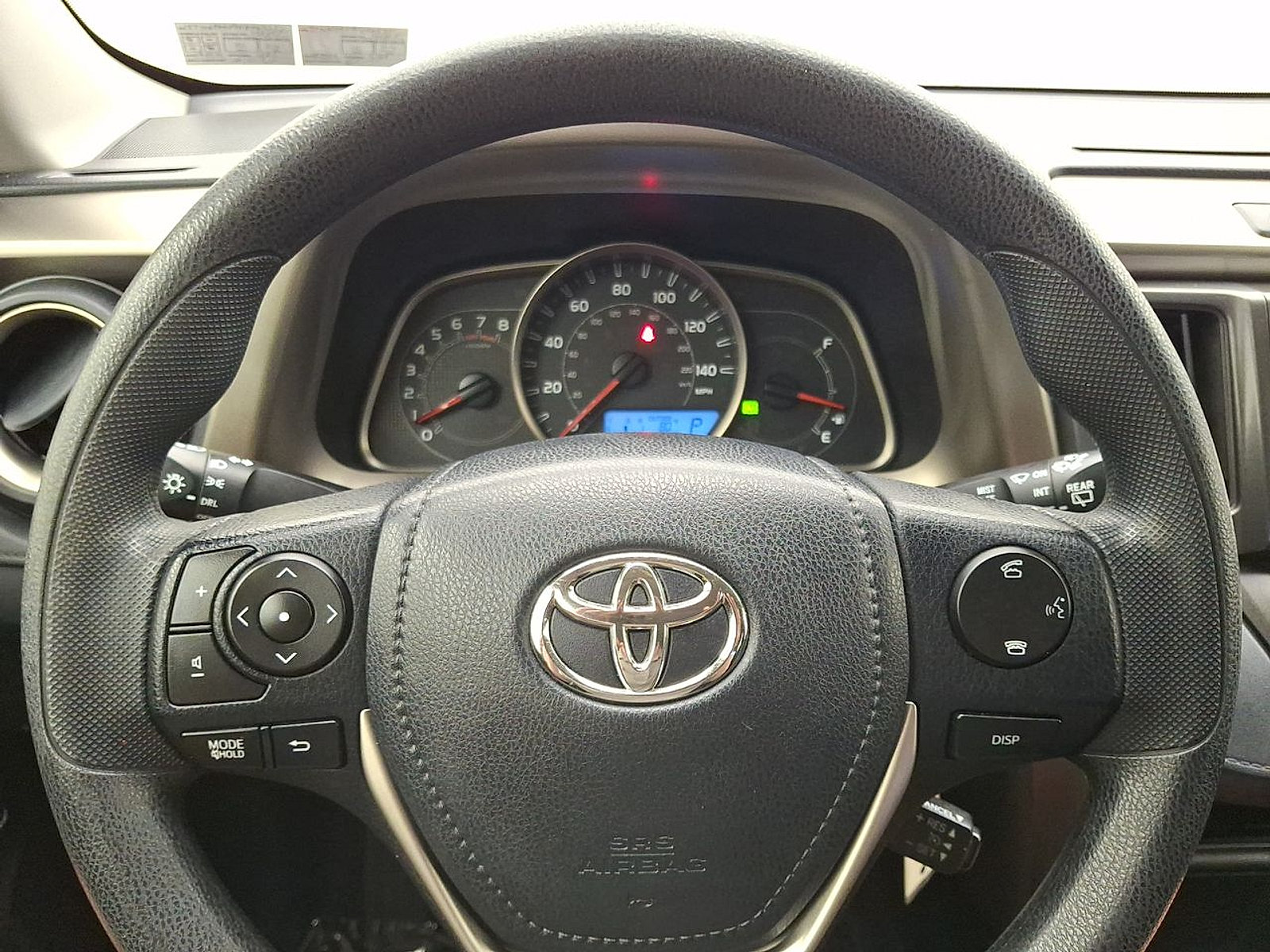 Used 2015 Toyota RAV4 LE FWD image 19