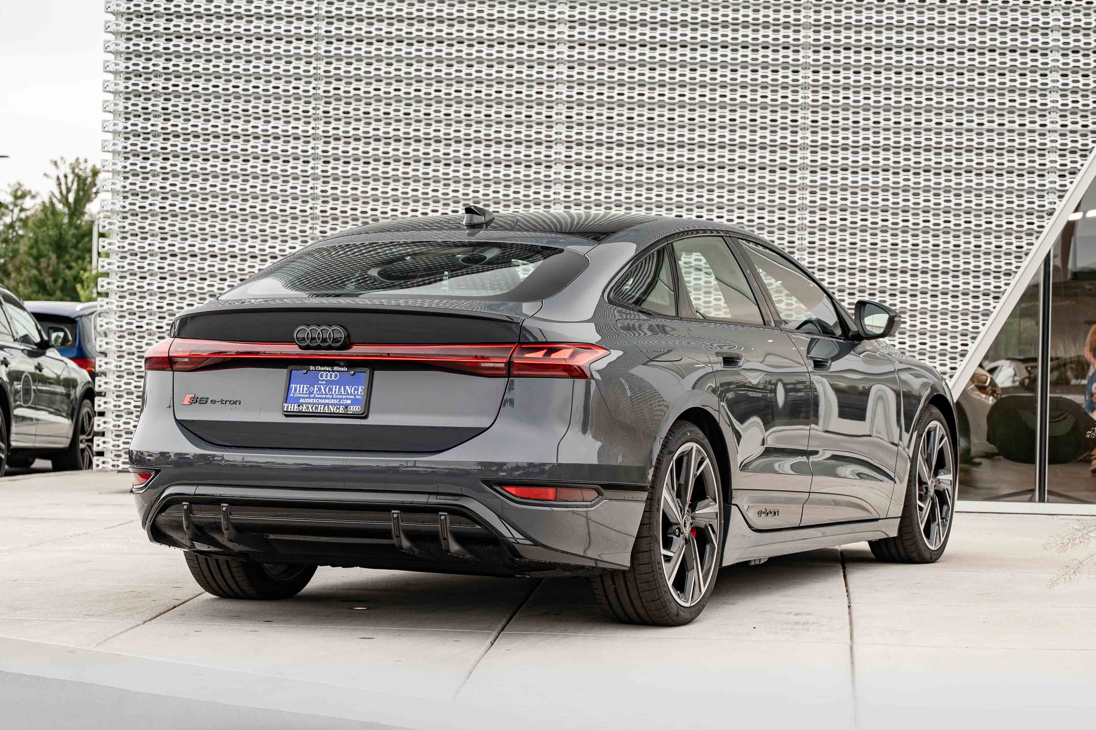 New 2027 Audi S6 e-tron Prestige AWD/4WD image 4
