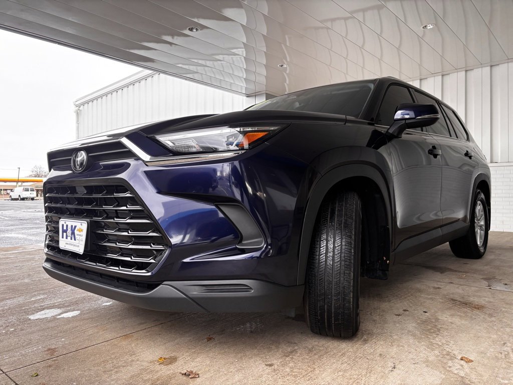 Used 2025 Toyota Grand Highlander AWD Hybrid image 41