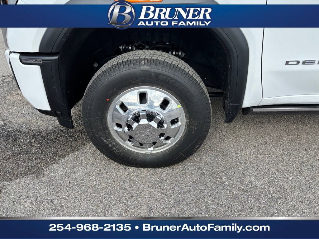 New 2026 GMC Sierra 3500 Denali w/ Denali Reserve Package image 11