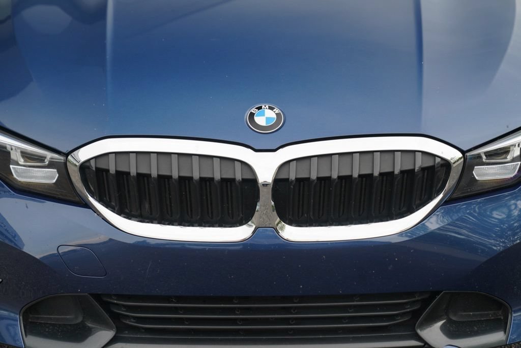 Used 2021 BMW 330e xDrive AWD/4WD image 19