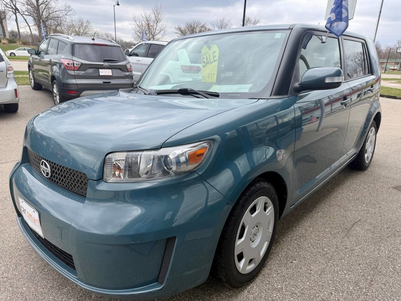 Used 2009 Scion xB FWD image 9
