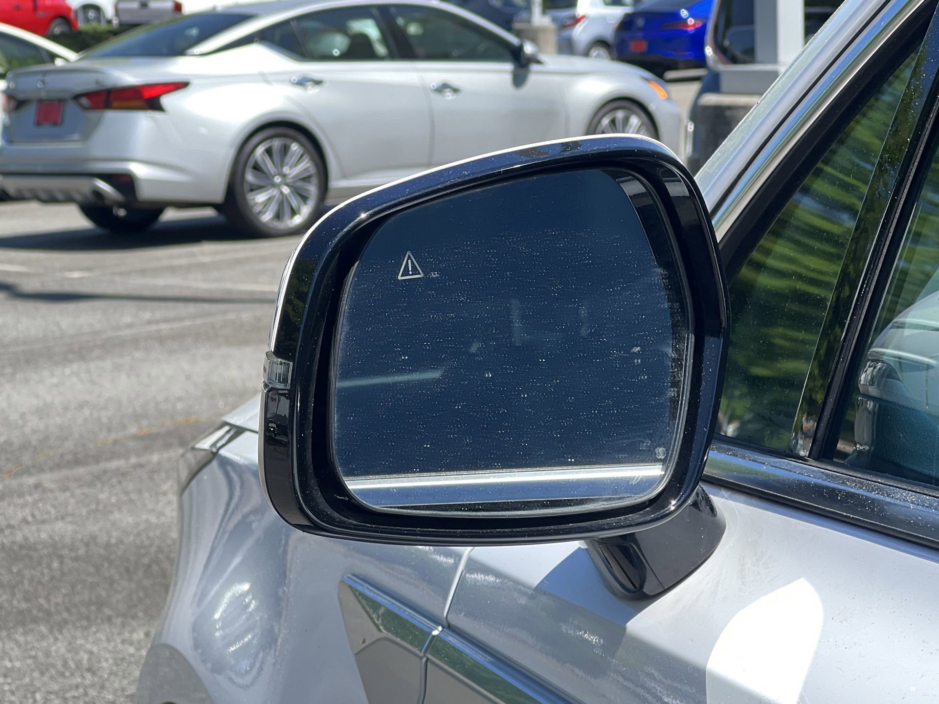 Used 2024 Kia Sorento S image 28