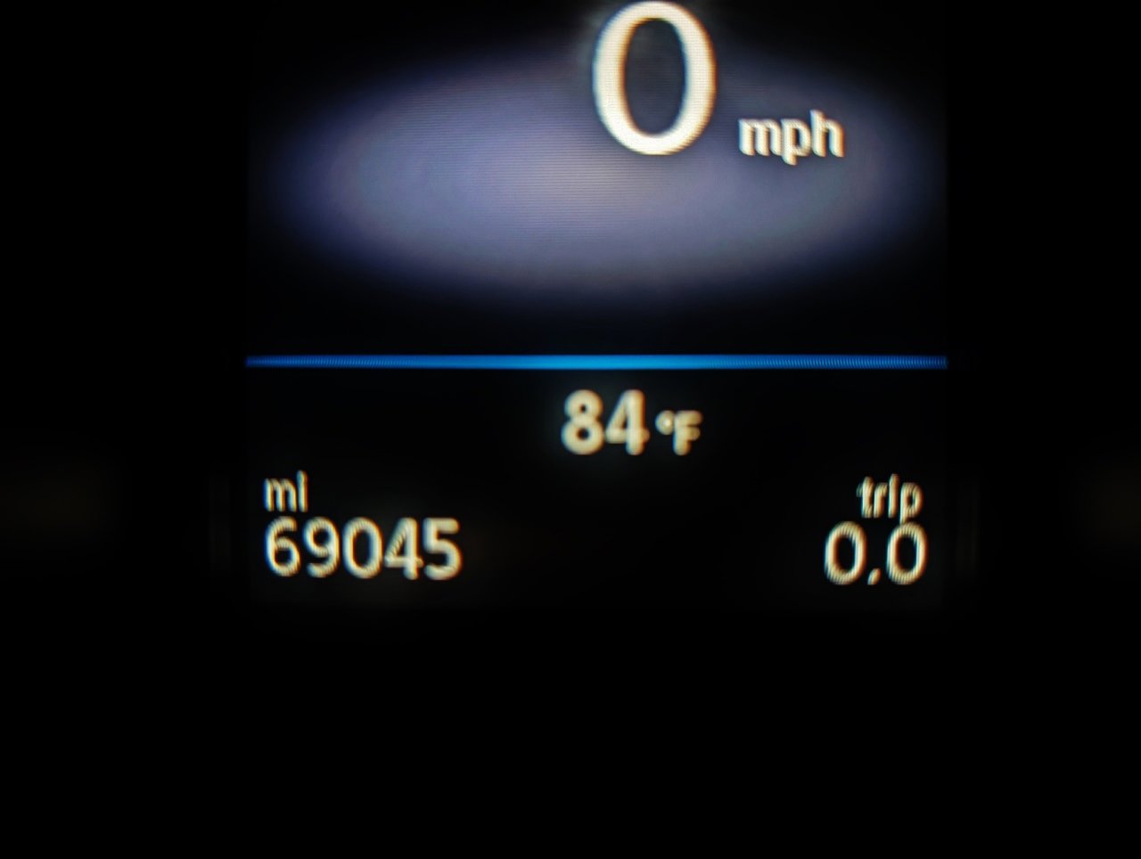 Used 2018 Volkswagen Atlas SE image 2