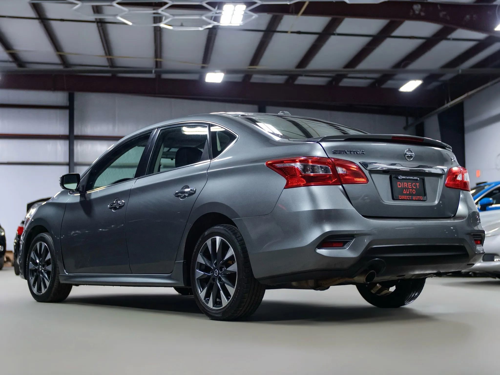 Used 2019 Nissan Sentra SR FWD image 13