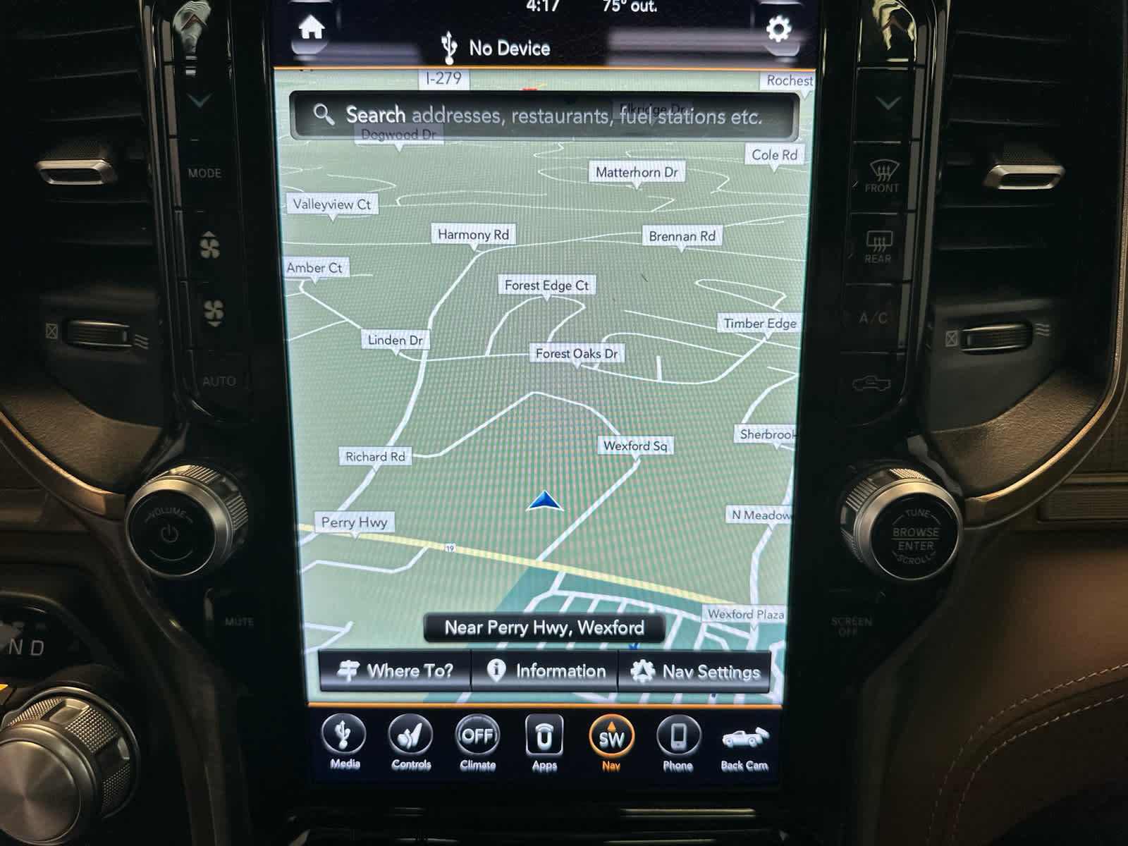 Used 2019 RAM 1500 Laramie Longhorn image 17