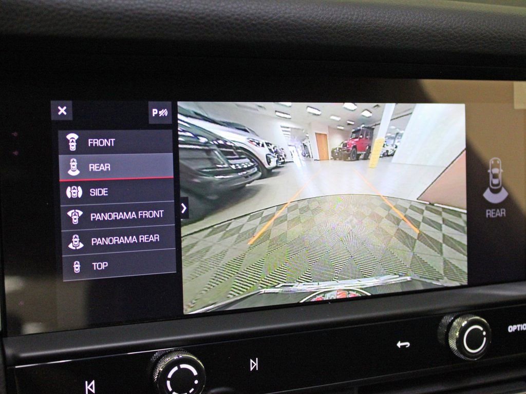 Certified 2025 Porsche Macan image 27