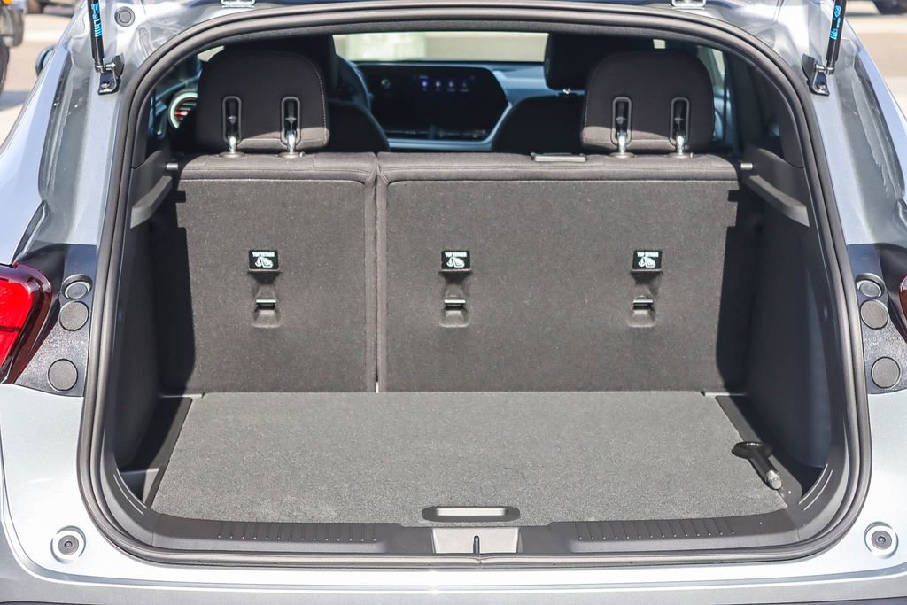 New 2026 Chevrolet Trax RS image 25