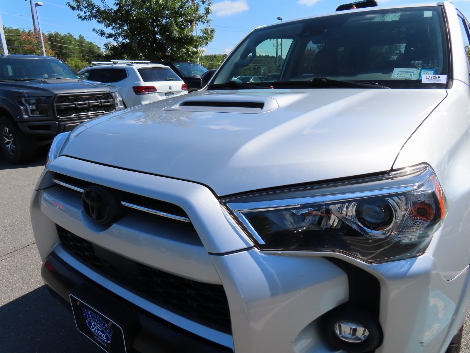 Used 2021 Toyota 4Runner Venture image 9