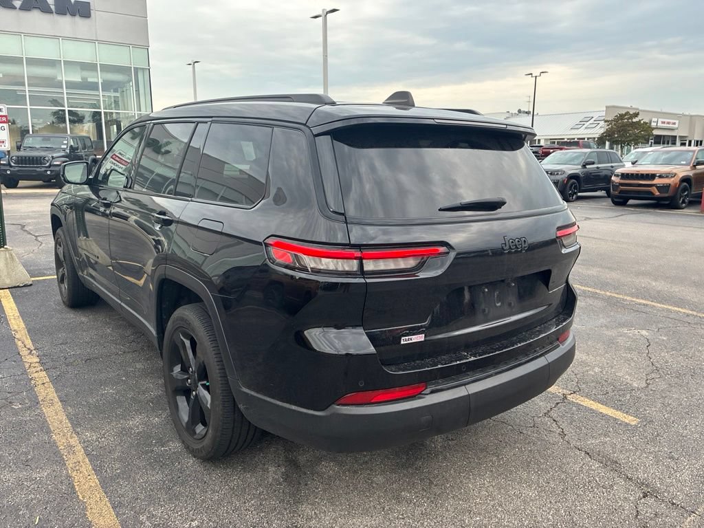 Used 2023 Jeep Grand Cherokee L Laredo AWD/4WD image 6