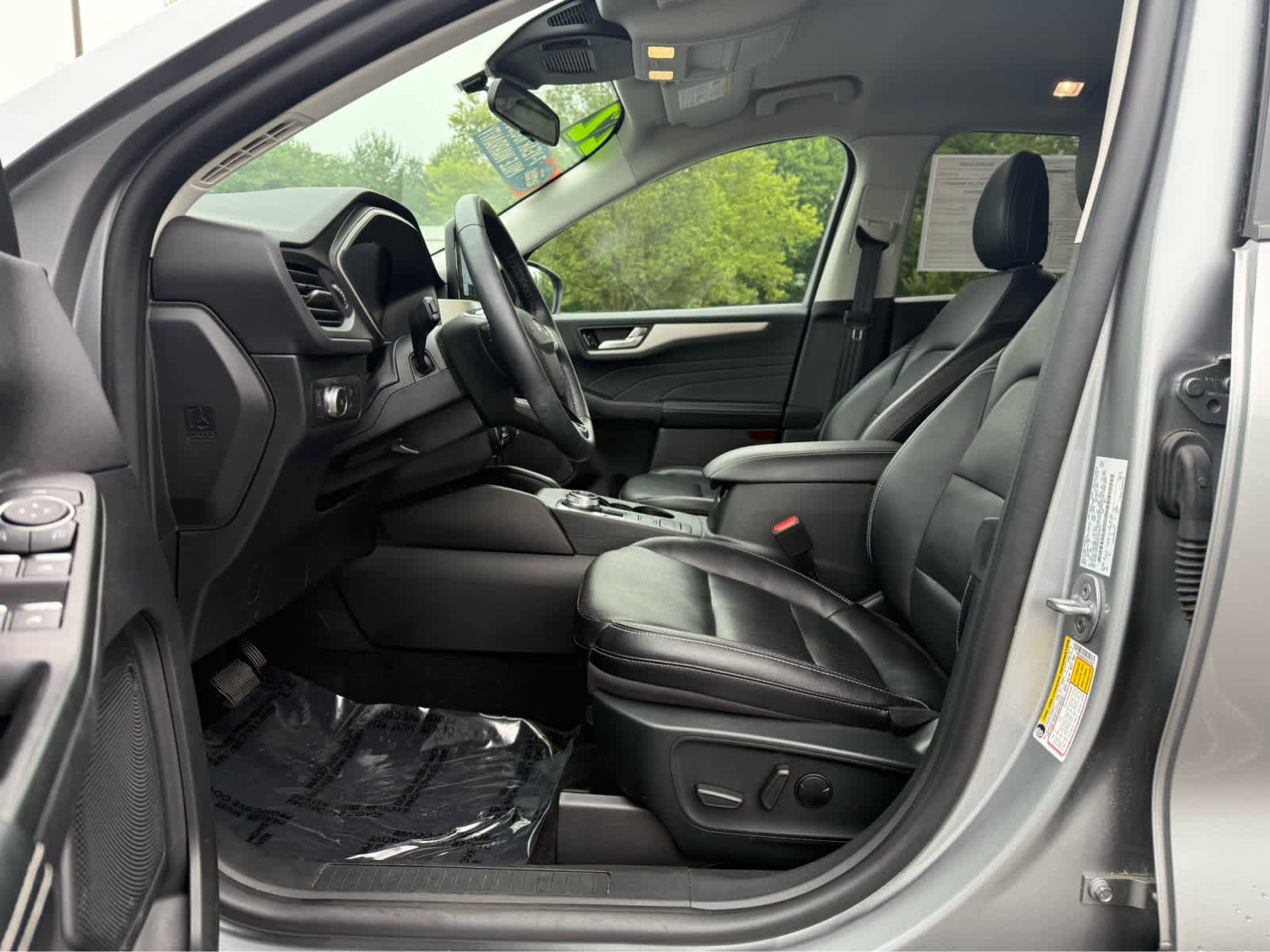 Used 2022 Ford Escape SEL image 13