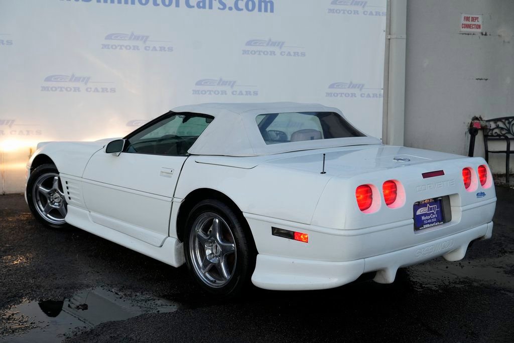 Used 1992 Chevrolet Corvette Convertible image 4