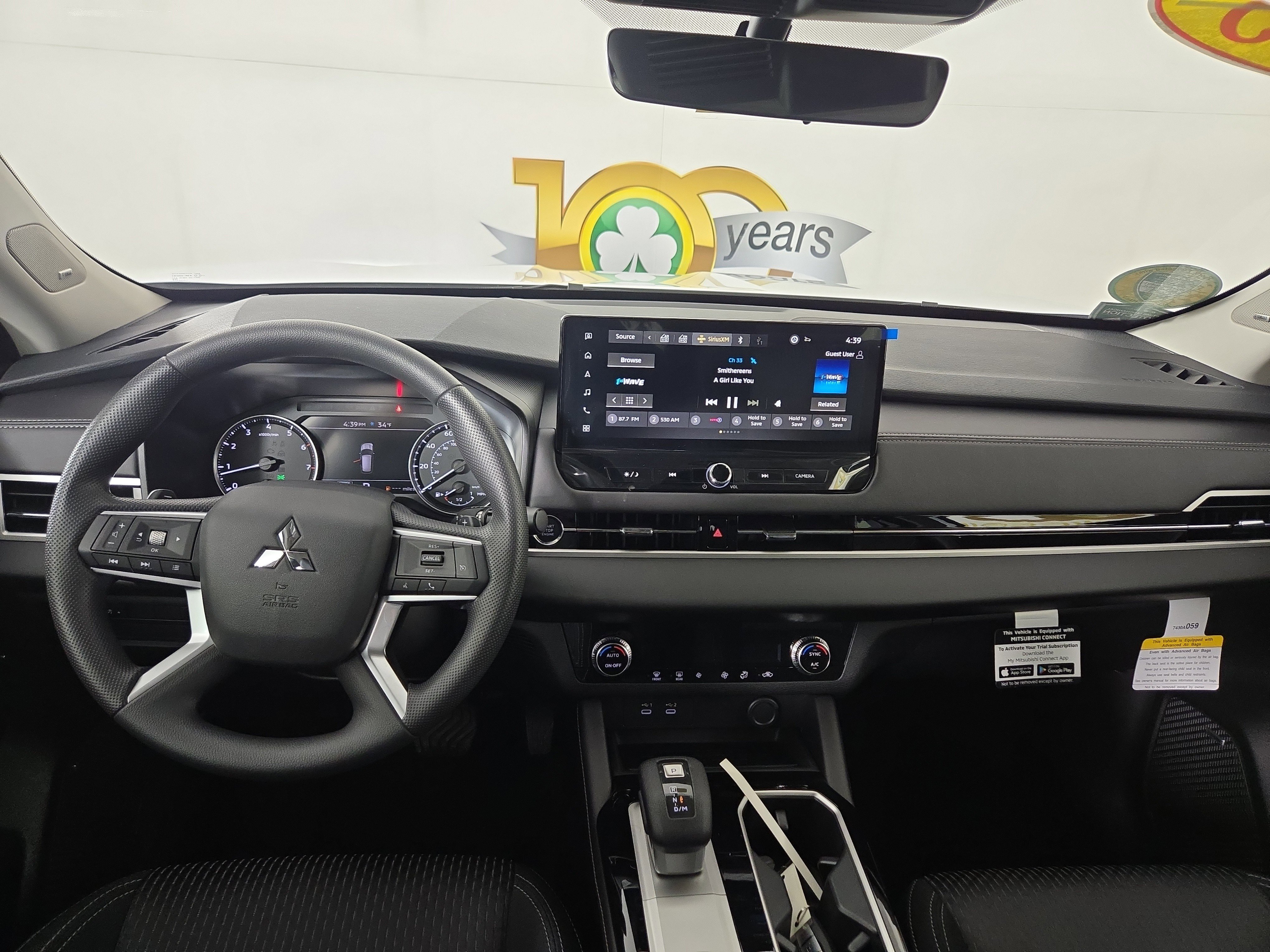 New 2025 Mitsubishi Outlander ES image 13