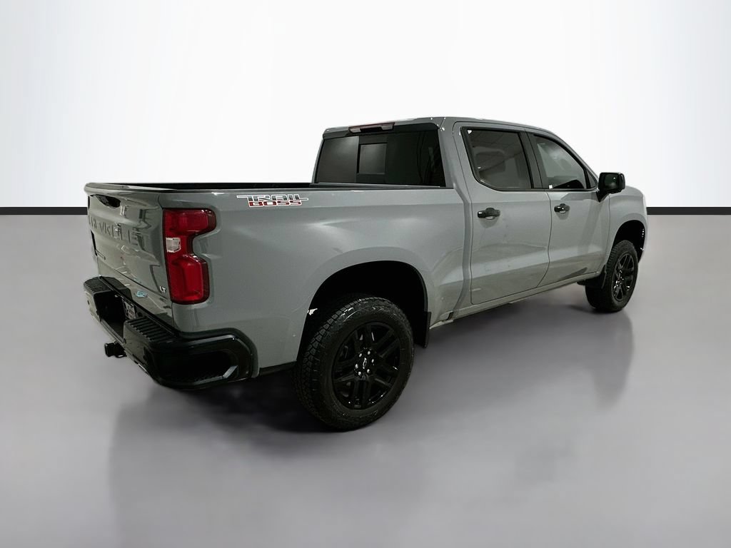 Used 2024 Chevrolet Silverado 1500 LT Trail Boss w/ LT Trail Boss Premium Package AWD/4WD image 7