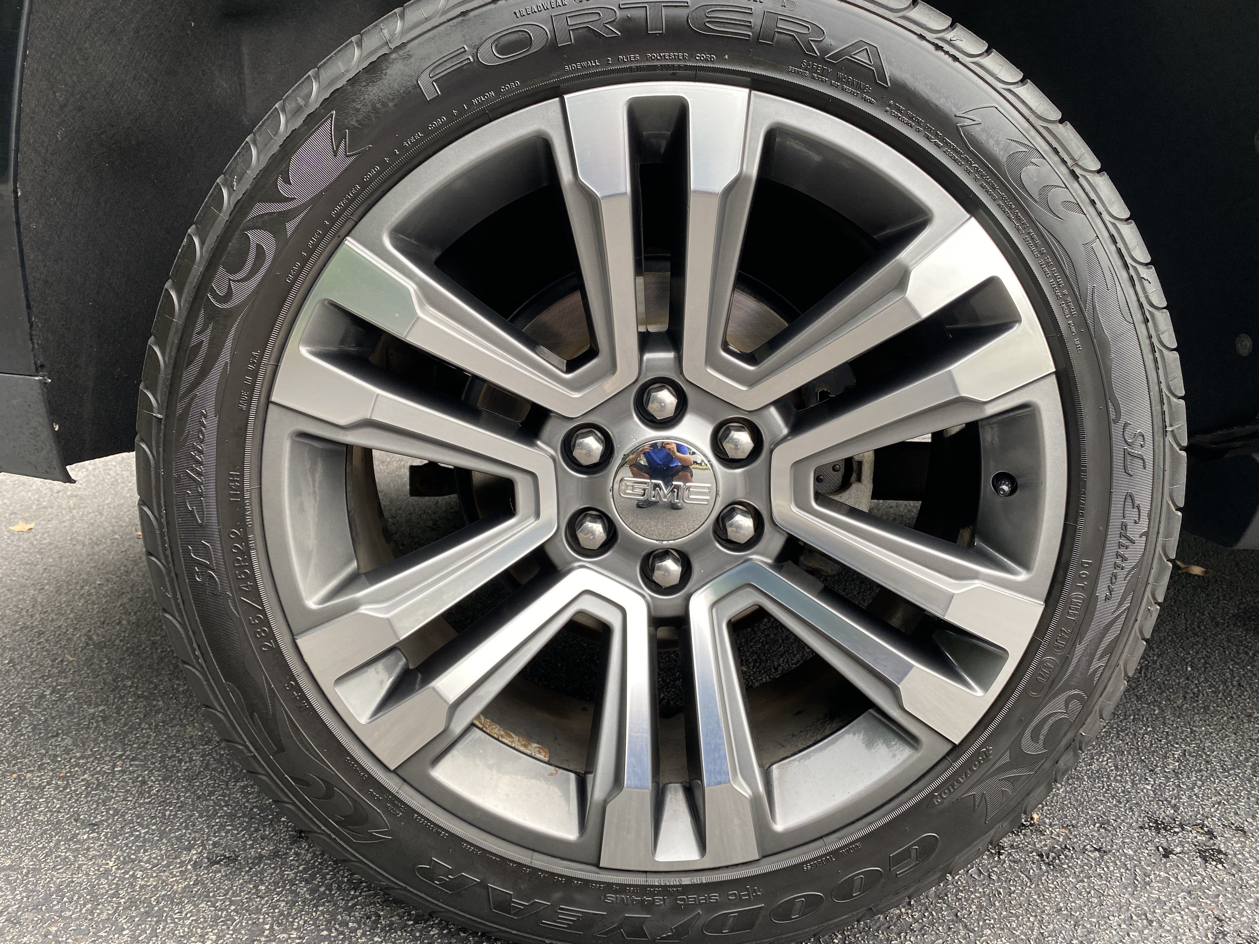 Used 2018 GMC Yukon Denali w/ Denali Ultimate Package AWD/4WD image 46