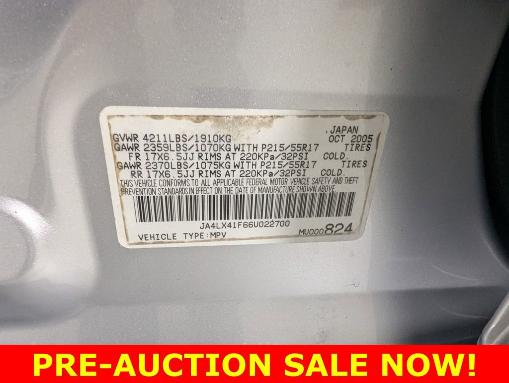 Used 2006 Mitsubishi Outlander SE FWD image 24