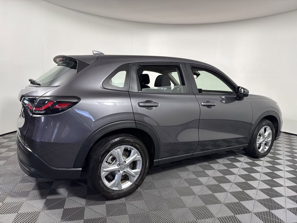 Used 2025 Honda HR-V LX image 7