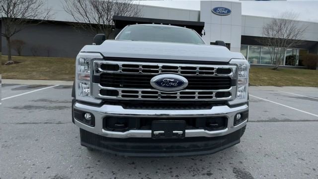 New 2025 Ford F550 4x4 Regular Cab Super Duty image 7