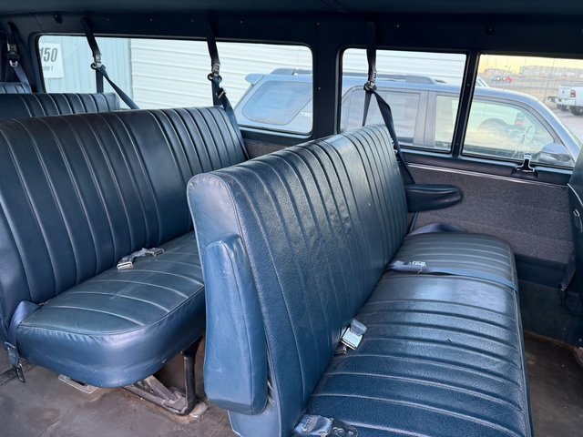 Used 1995 Chevrolet G30 Extended Sportvan image 23