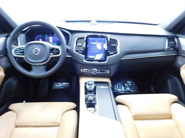 Used 2025 Volvo XC90 B6 Ultra w/ Protection Package Premier image 17