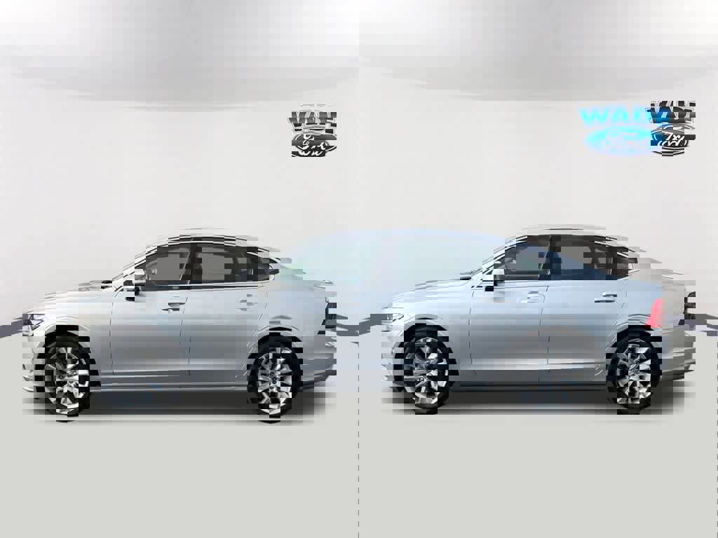 Used 2018 Volvo S90 T6 Momentum w/ Convenience Package image 8