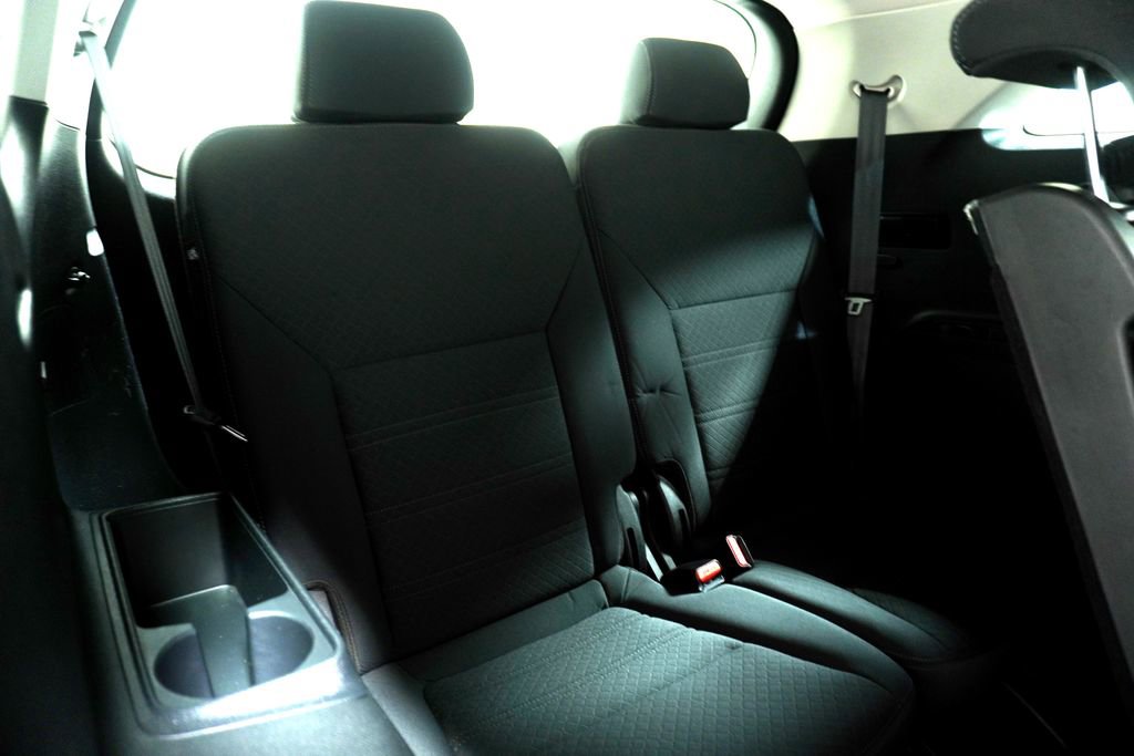 Used 2020 Kia Sorento LX AWD/4WD image 16