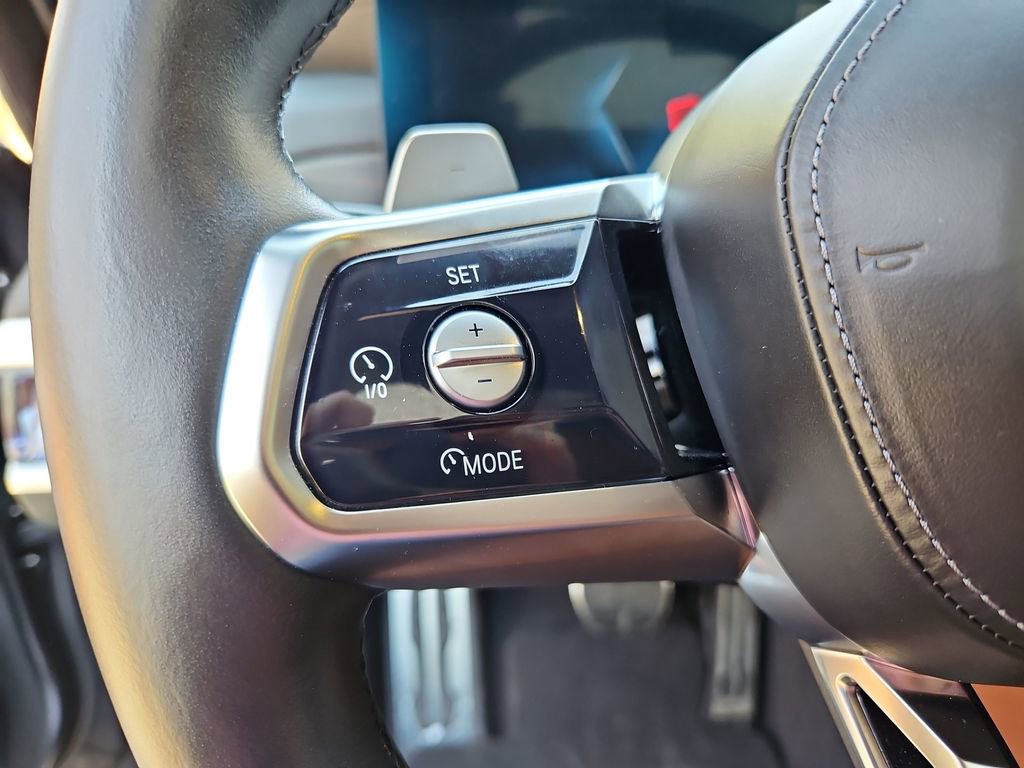Used 2024 BMW 760i xDrive image 12