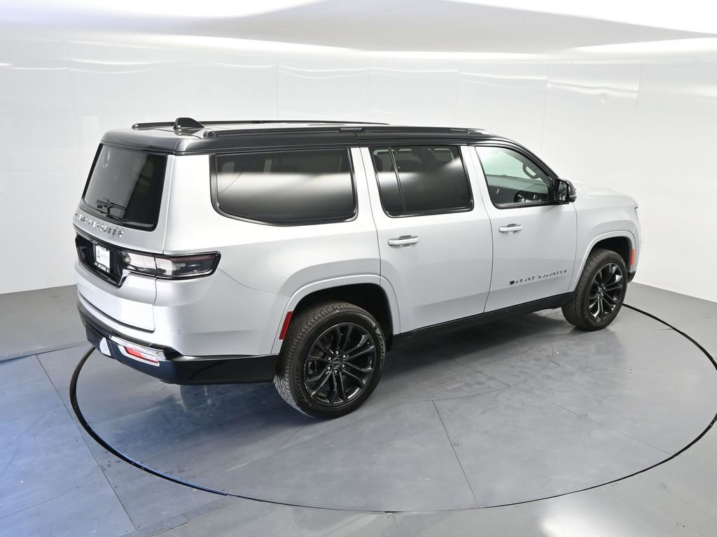 Used 2024 Jeep Grand Wagoneer Series II w/ Quick Order Packagew 28T image 47