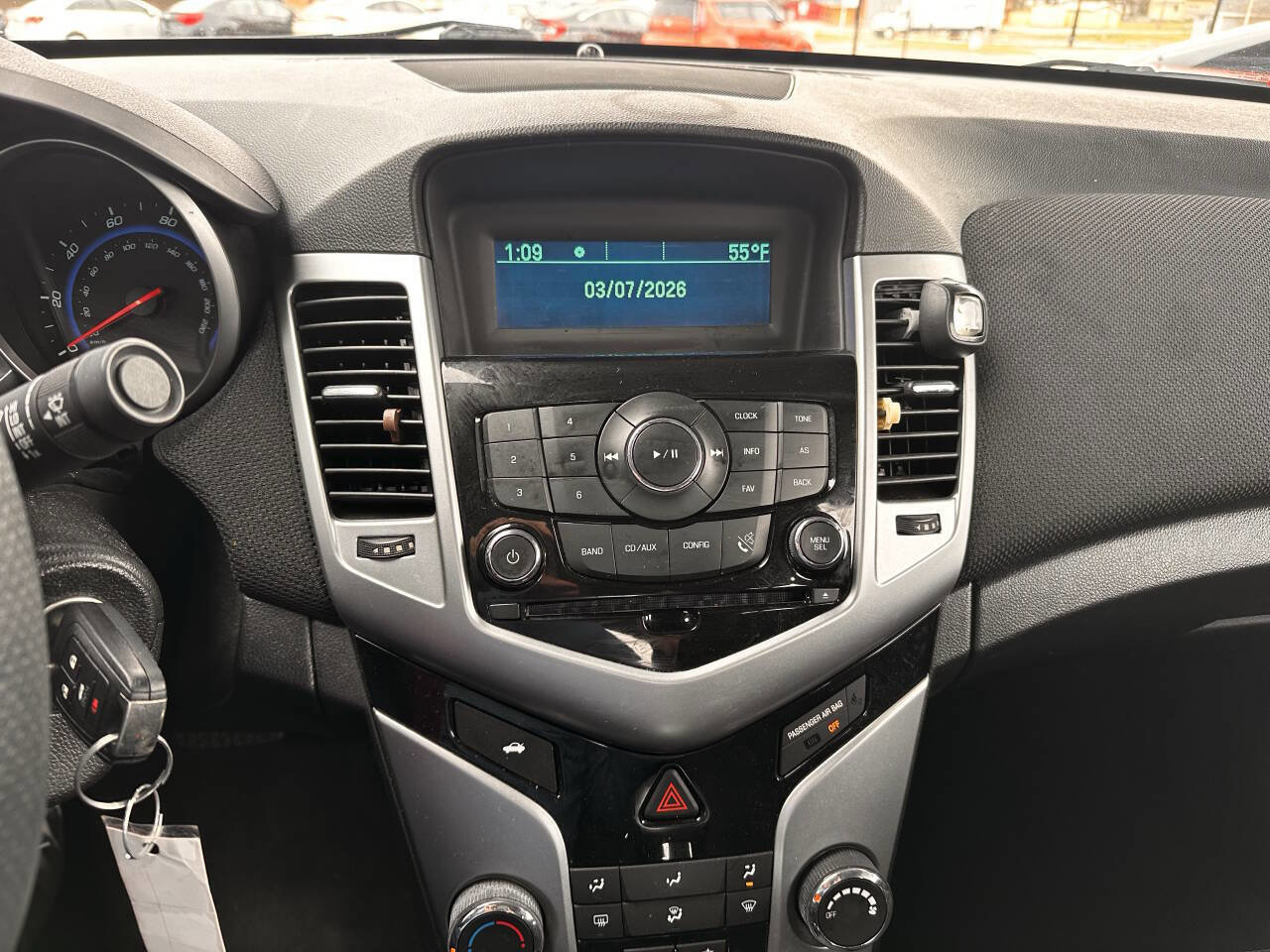 Used 2016 Chevrolet Cruze LT image 10