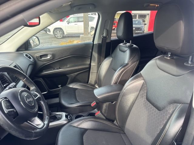 Used 2020 Jeep Compass Latitude w/ Cold Weather Group image 9