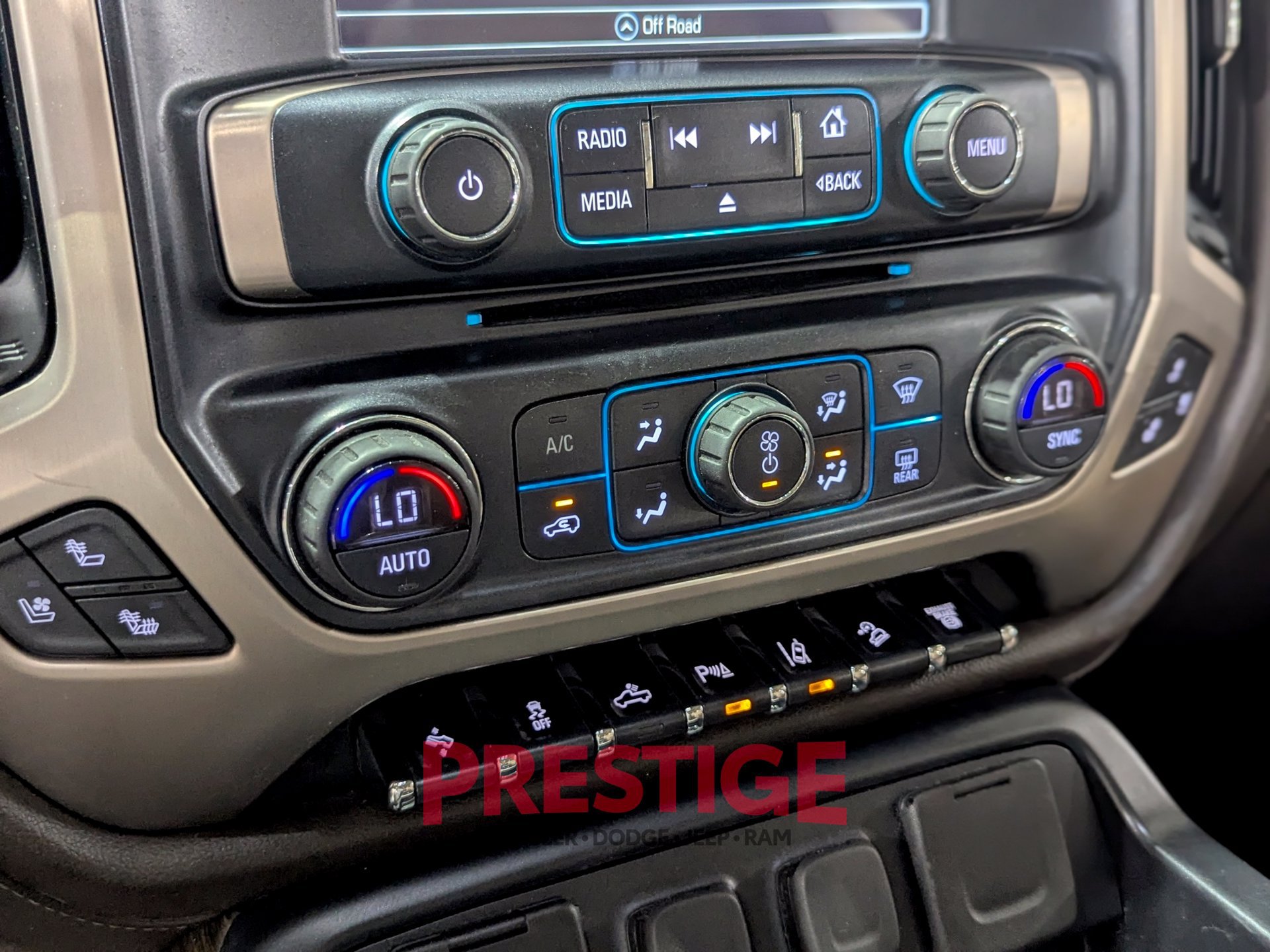 Used 2018 GMC Sierra 3500 Denali w/ Duramax Plus Package AWD/4WD image 28