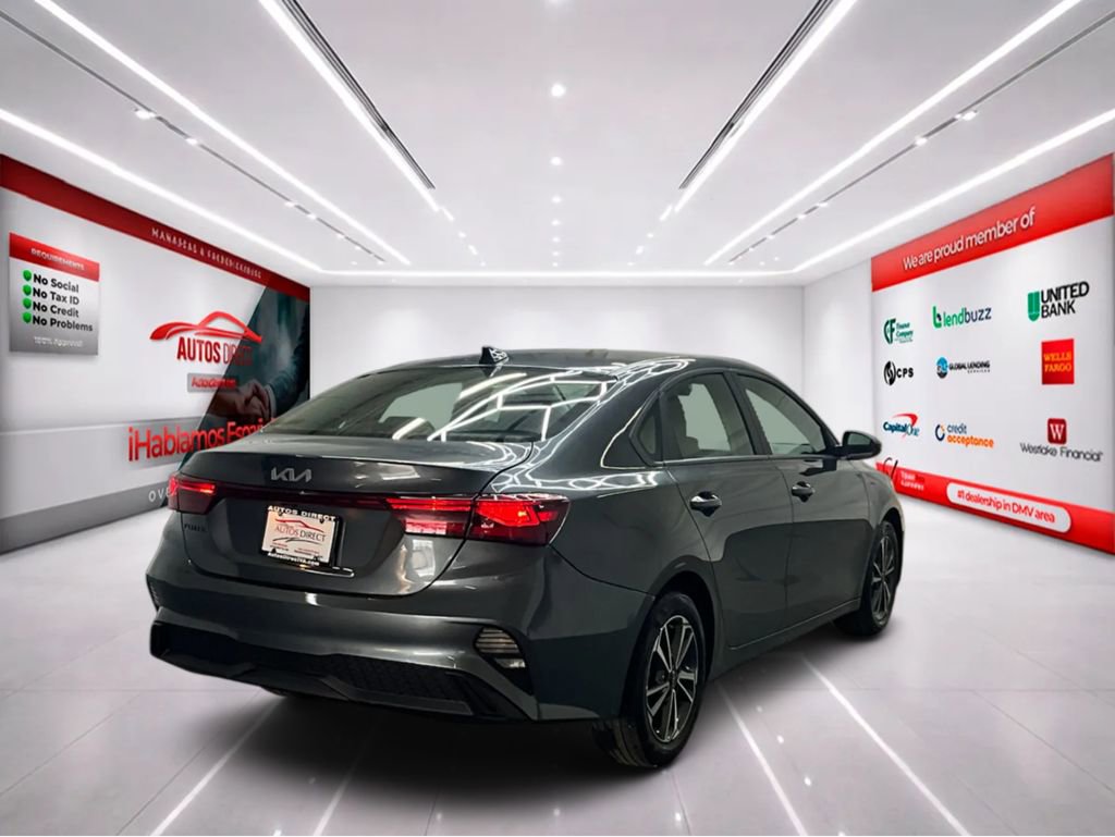 Used 2024 Kia Forte LXS image 8