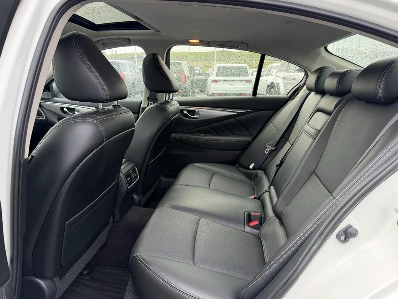 Used 2023 INFINITI Q50 Luxe AWD/4WD image 9