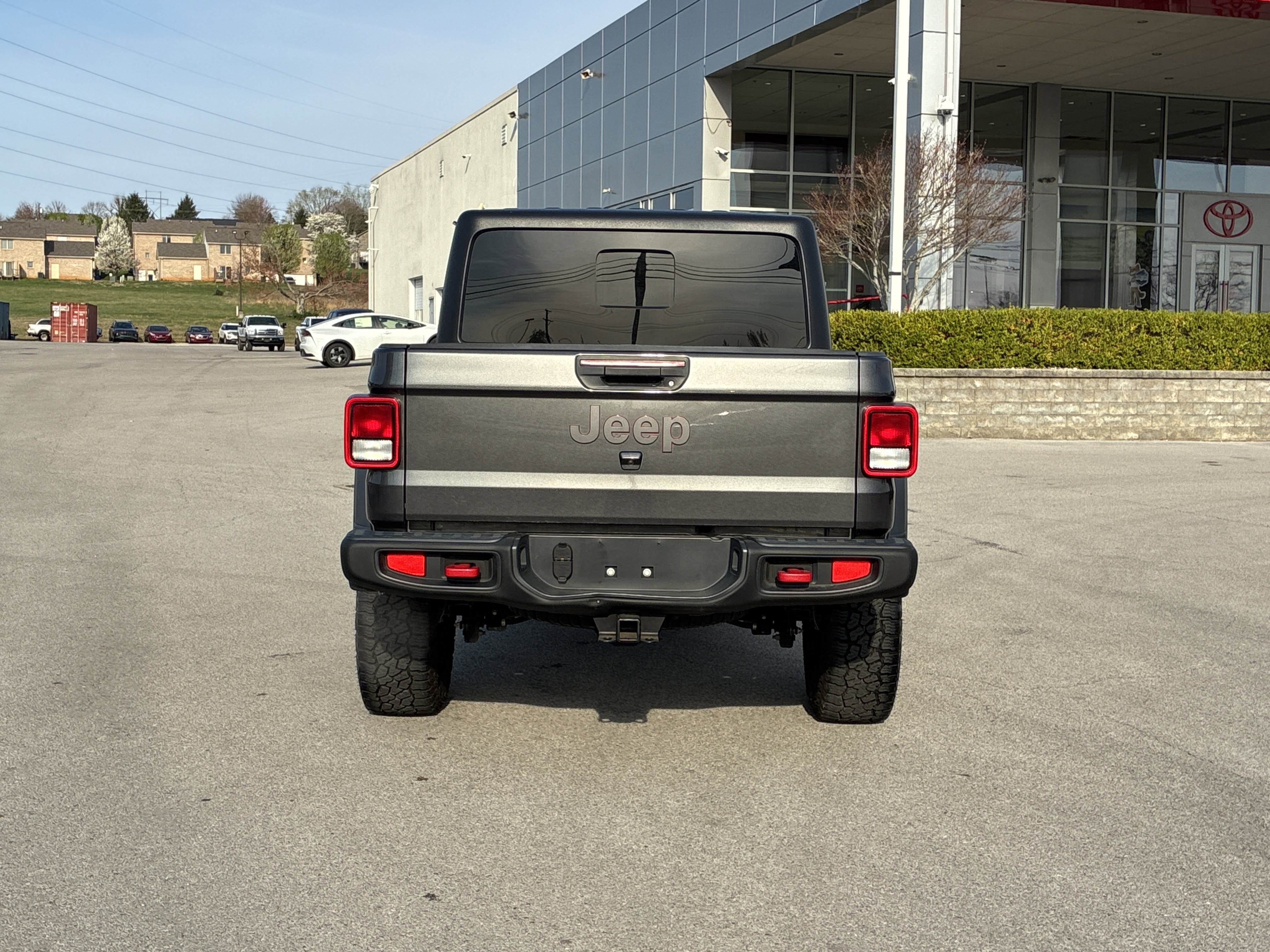 Used 2022 Jeep Gladiator Rubicon w/ Trailer Tow Package image 7
