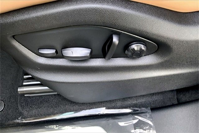 New 2026 Porsche Cayenne image 31