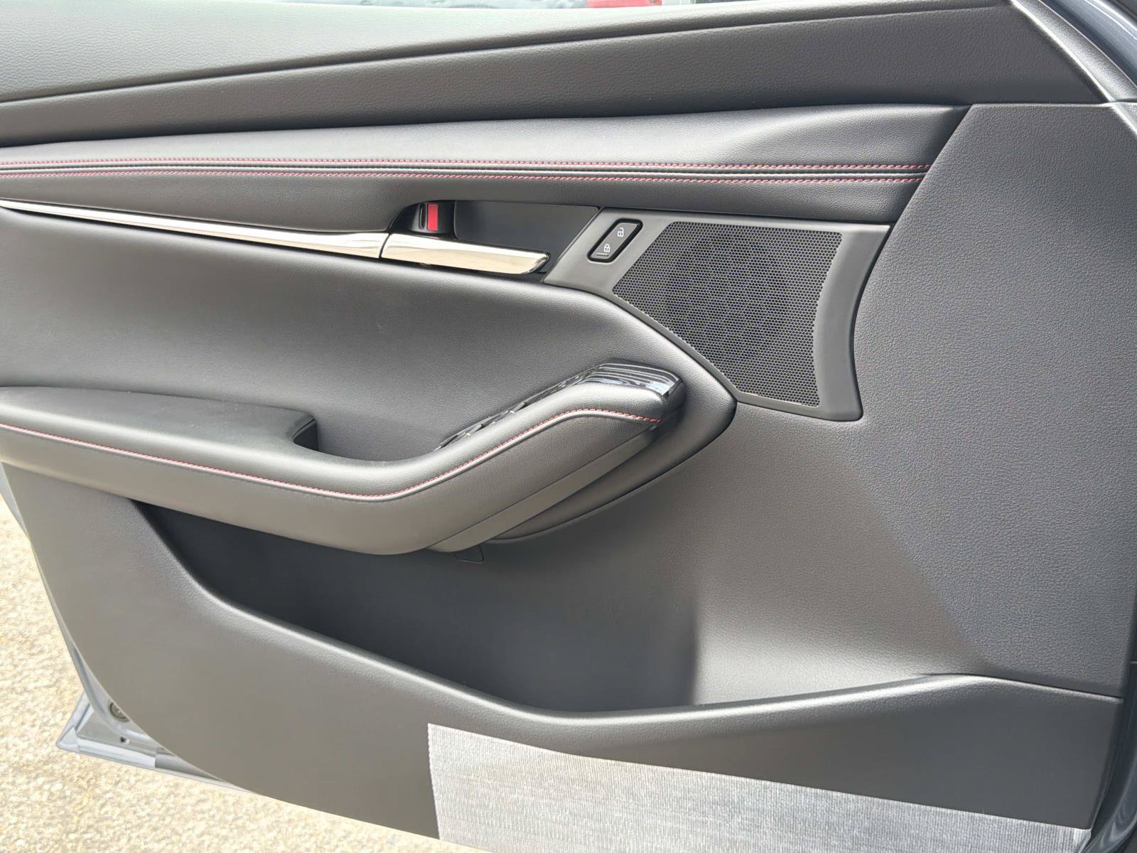 New 2026 MAZDA MAZDA3 Carbon AWD/4WD image 17