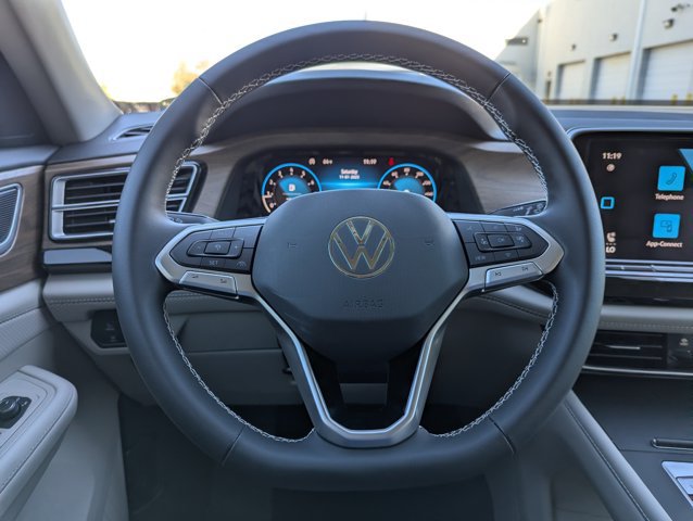 New 2026 Volkswagen Atlas SE FWD image 15