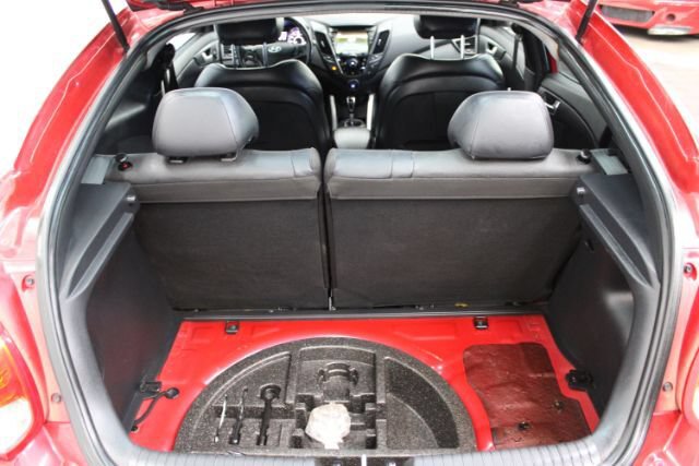Used 2013 Hyundai Veloster Turbo FWD image 21