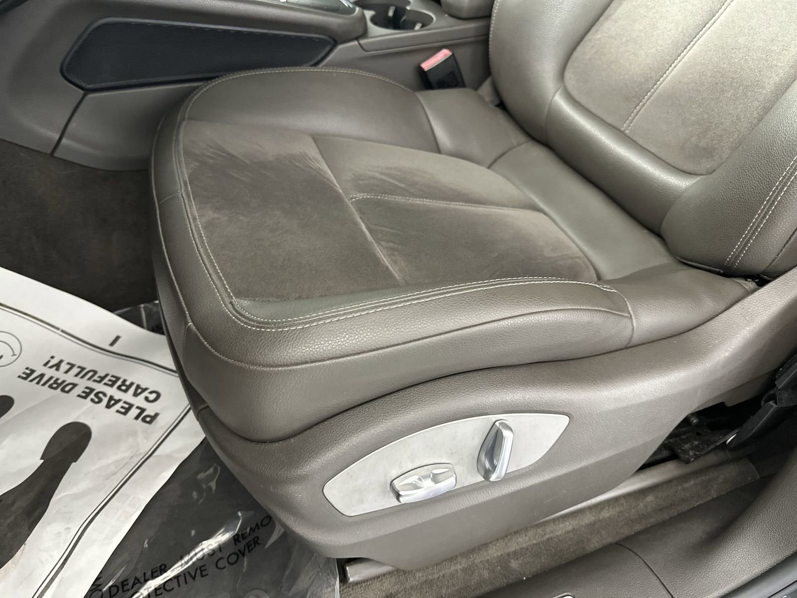 Used 2017 Porsche Macan S image 12