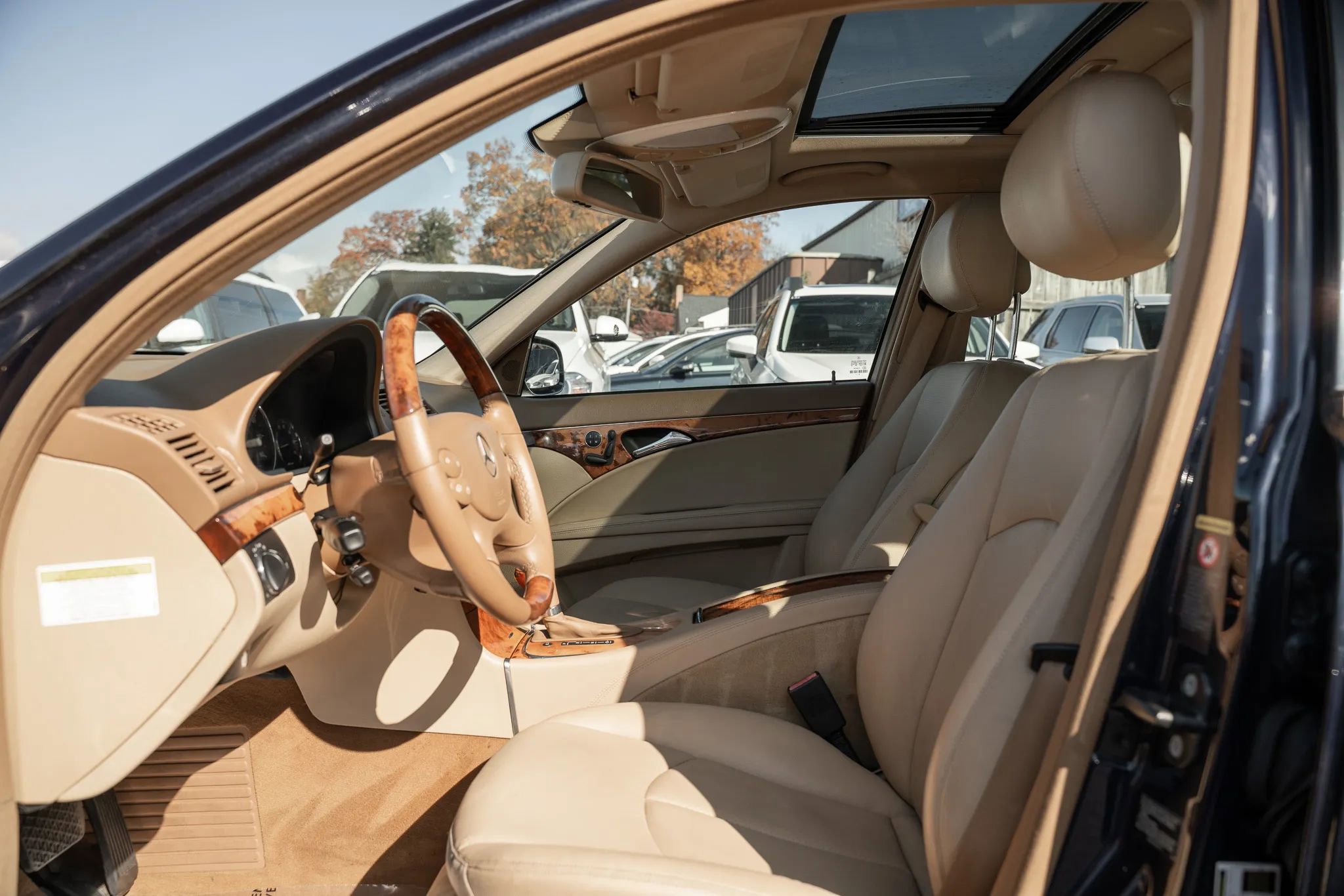 Used 2009 Mercedes-Benz E 350 4MATIC Wagon image 7