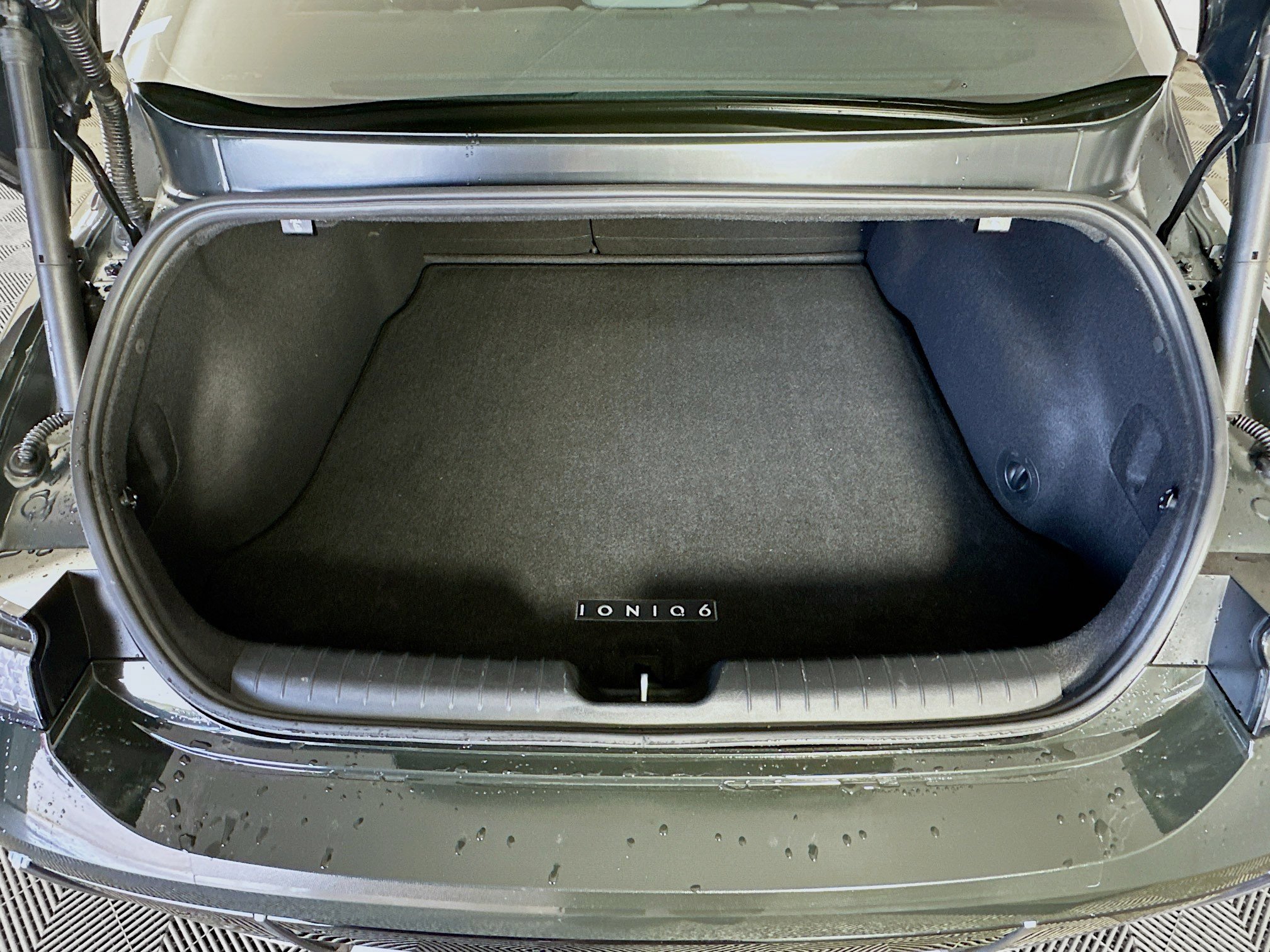 Used 2023 Hyundai Ioniq 6 SEL w/ Cargo Package image 27